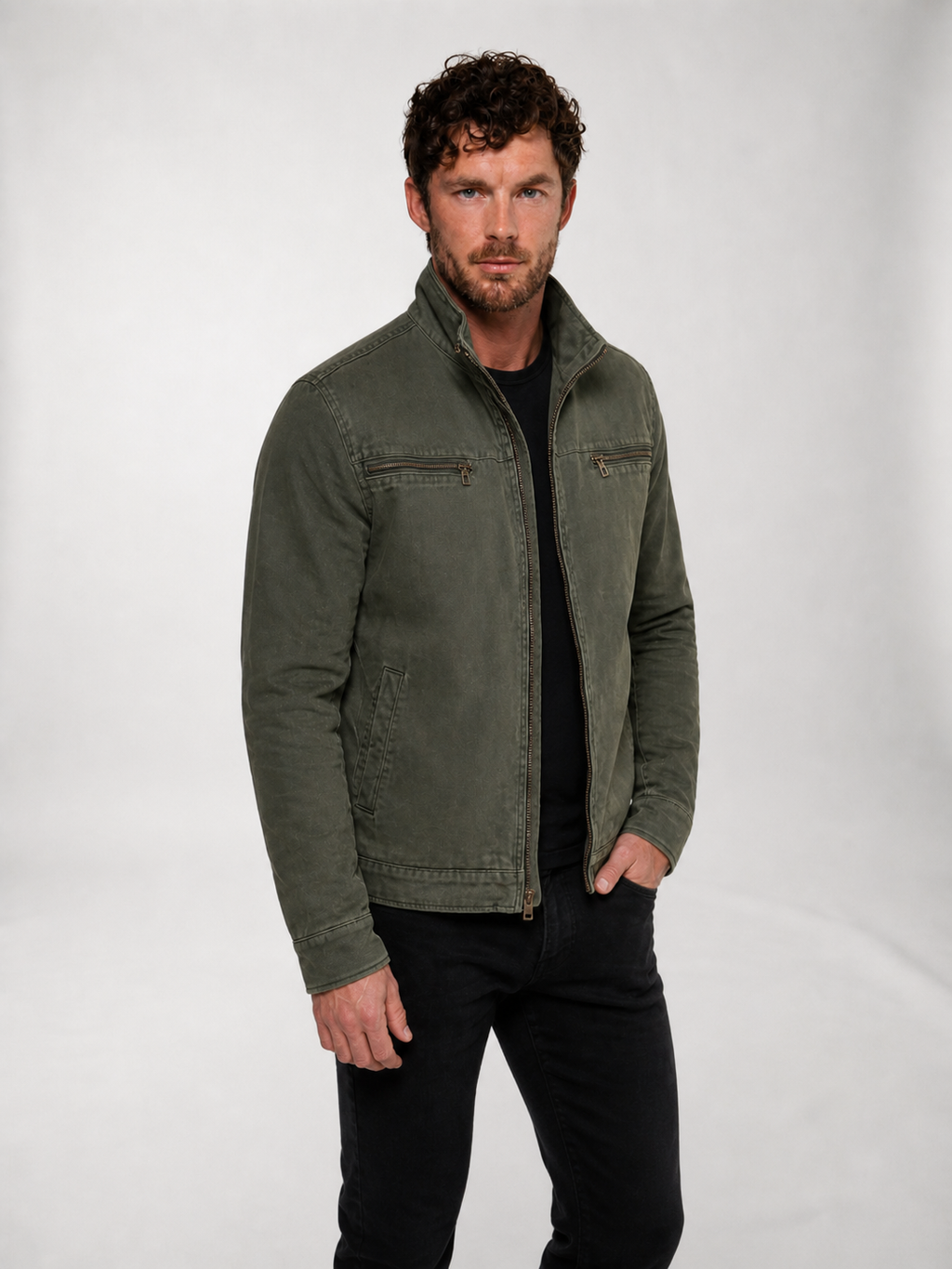 Chaqueta LOUIS LAVRA - modelo editorial