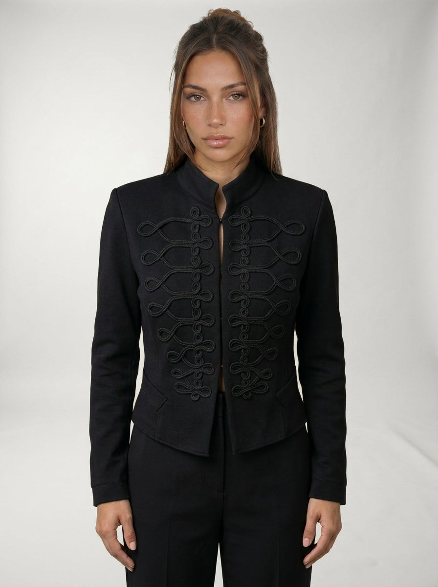 Chaqueta Napoleone LAVRA - modelo editorial look elegante hombre