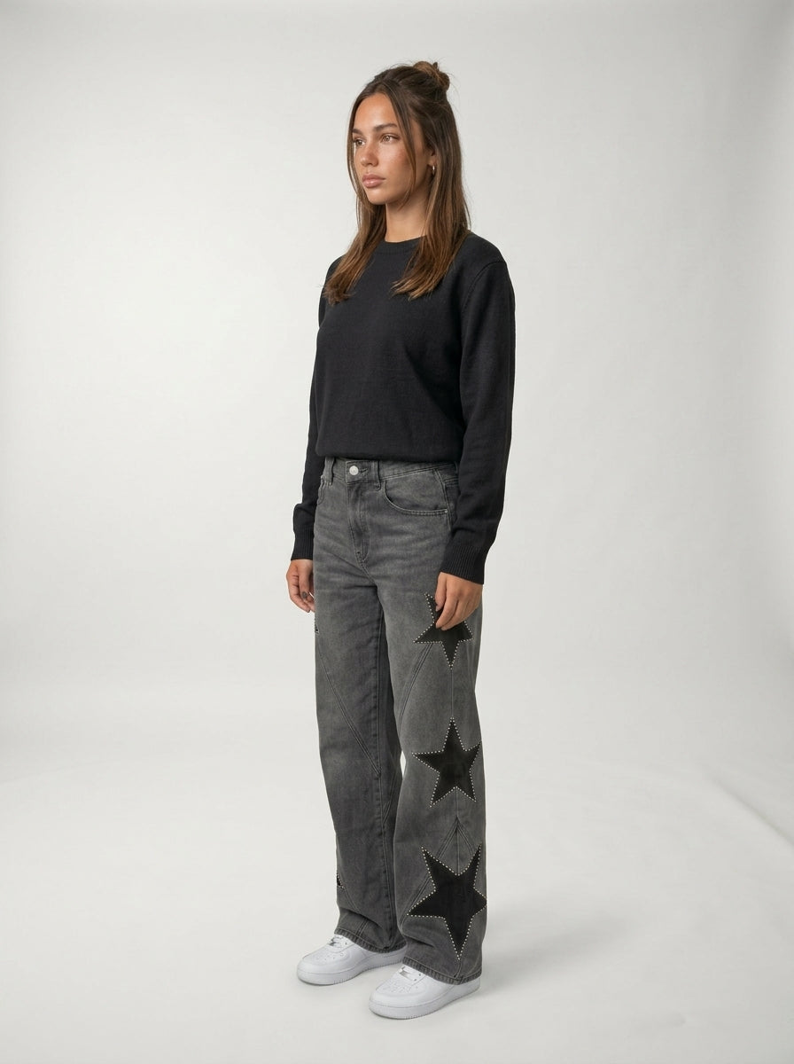 Vaqueros STAR Grises LAVRA - modelo editorial look urbano