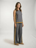 Conjunto de Lino AURENE LAVRA - conjunto dos piezas modelo editorial look verano