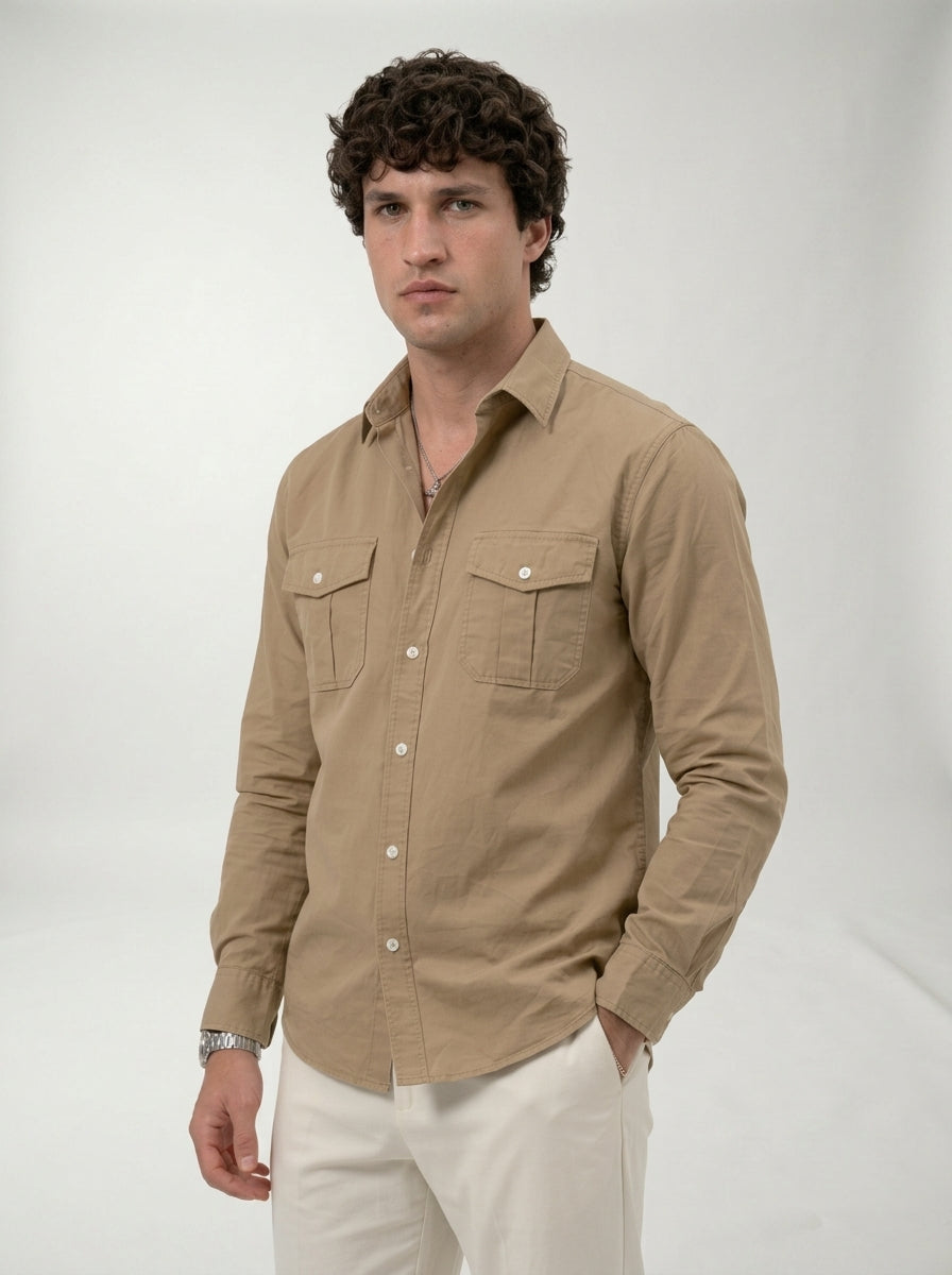 Camisa Bedford LAVRA - modelo editorial look casual hombre